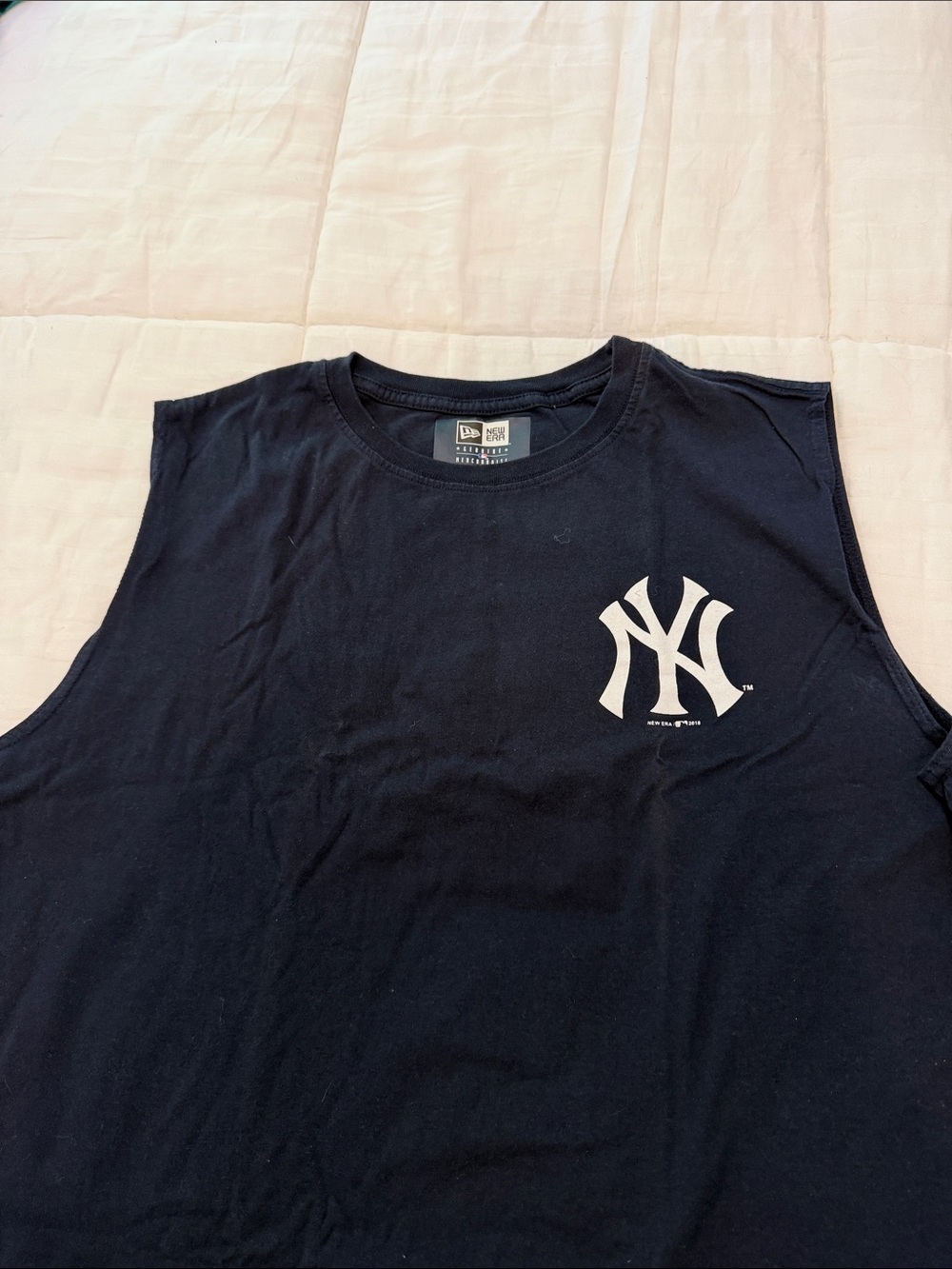 New Era Navy Blue New York Yankees Sleeveless Tee, large
